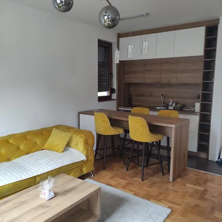 Zlatiborski Konaci K32 Zlatibor