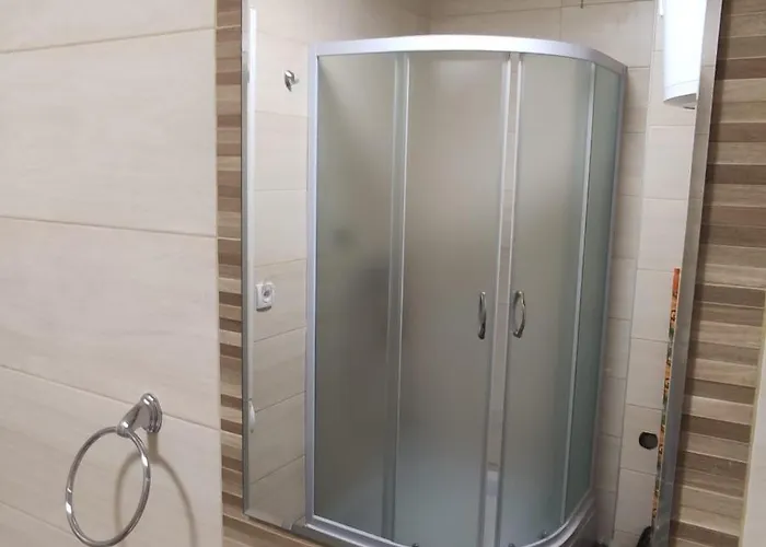 Zlatiborski Konaci K32 زلاتيبور